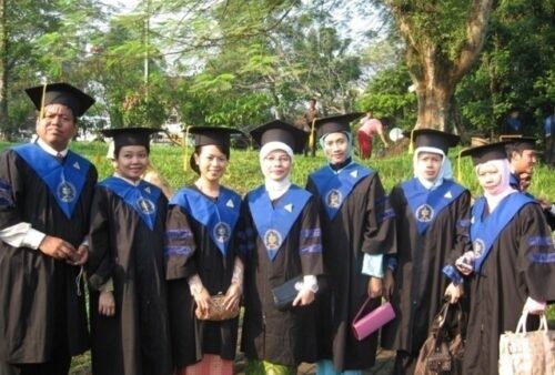 wisuda 7